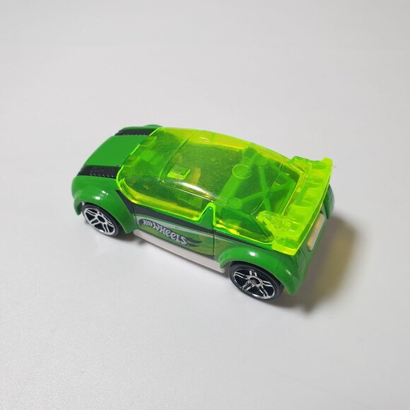 Super Gnat 2013 Hot Wheels Die Cast Mattel Collectable Car Model NO BOX Vintage - Picture 2 of 8